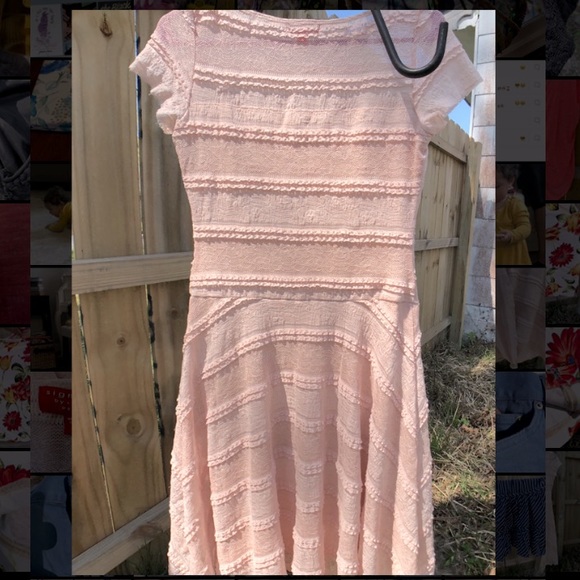 Petite Pink short sleeve stretchy Dress - Picture 2 of 5